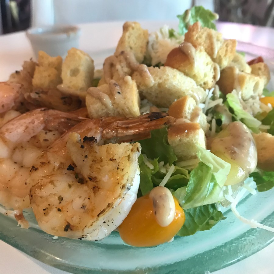 SALADA DE CAMARÕES HILTON