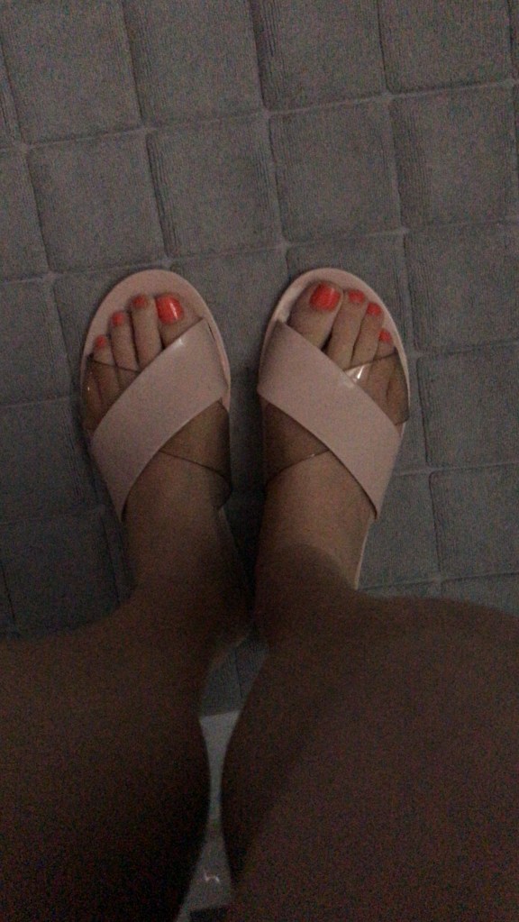 8AC8FE6D-2D4A-4B9E-BB53-F5FF1D088746